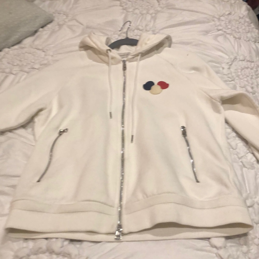 Only worn twice good conditions